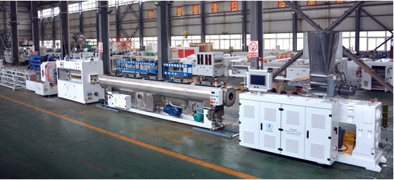 Beli High Efficiency 40-250mm PVC Water Drainage Sewage Pipe Line Dengan HYPS90/28 Parallel Twin Screw Extruder Dengan Motor 55kw Output 500kg/h online manufacture