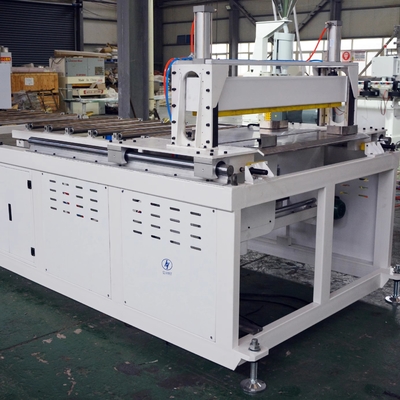 Beli 600/700/800mm PVC WPC Door Production Line Extrusion Machine 140/180/220mm Door Frame Profile Door Hot Stamping Carving Machinery online manufacture