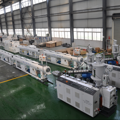 Beli Perfect Performance Good Technology Making Plastic Single or Three Layers PE PPR Pipe Making Extruder Machine PPR Pipe Extruder online manufacture