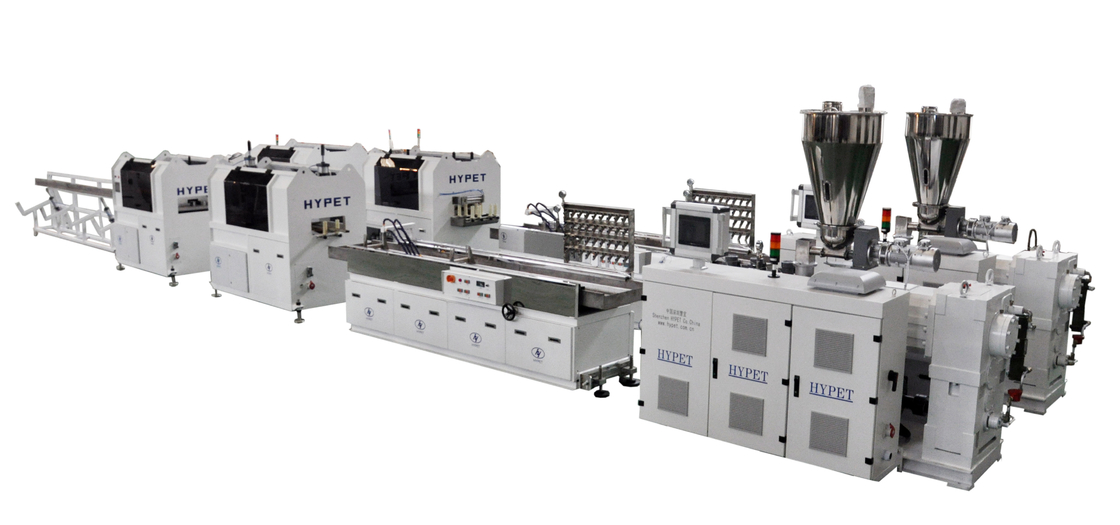 Garis produksi pipa kabel PVC dengan kotak gigi vertikal PVC Profil Twin Screw Extruder