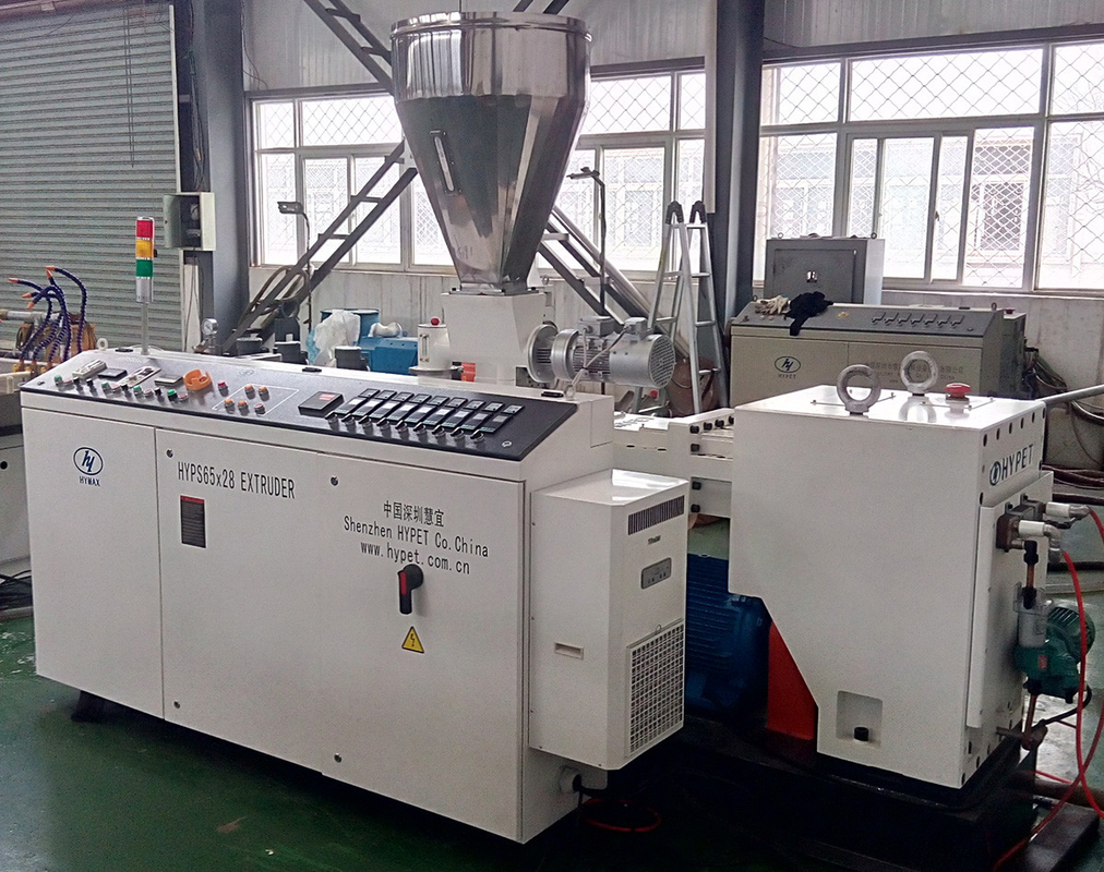 Intergral Reducer Twin Screw Extruder untuk PVC Pipe Granules Membuat HYPS65/28 22kw