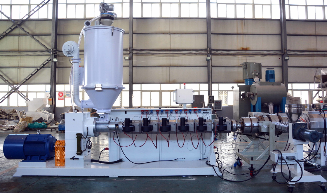 Inventor Delta PPR PPH Hot Cold Water Pipe Extruder HYSJ90/34 110kw Dengan Servo Motor