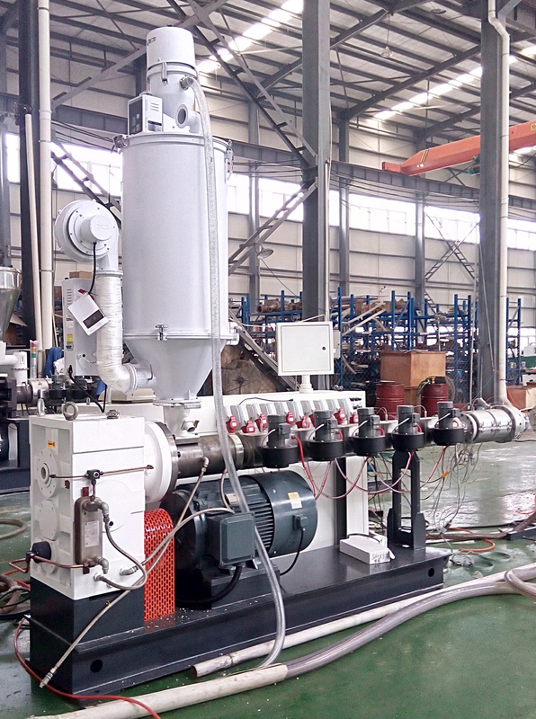LDPE HDPE PPR ABA/ABC Komposit Pipe Making Machine HYSJ60/38 55kw Plastik Single Screw Extruder 5 Zona Pemanasan