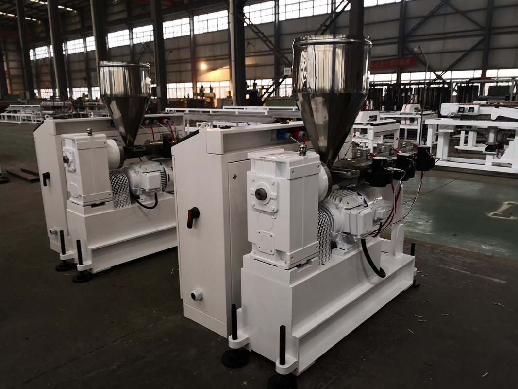 HDPE LDPE PE pipa profil pelet sheet grid board single screw Extruder SJ120/28 75kw 300kg/h mesin ekstrusi